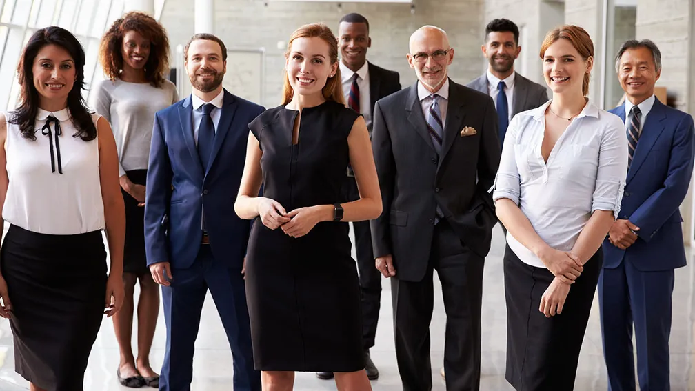 Choose Between Host Agency or Independent Setup