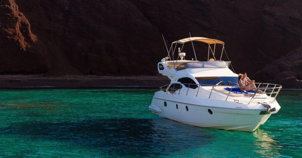 Best Boat Tours in Santorini
