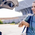 what is a travel nurse