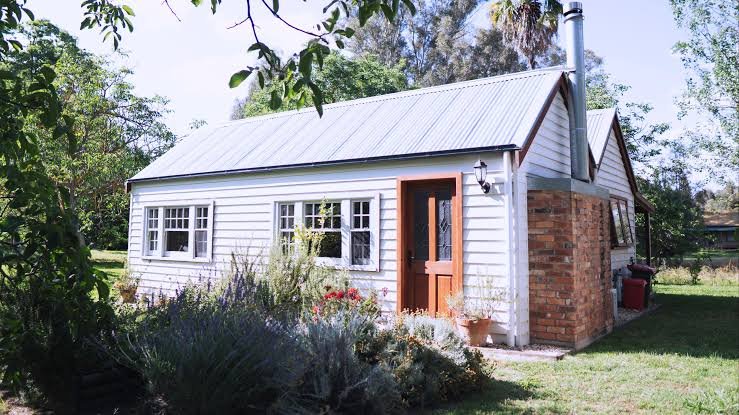 Potential Advantages of Stayz Australia