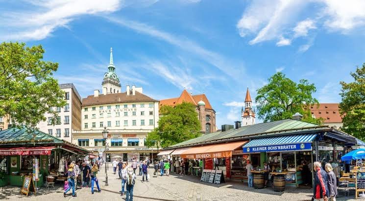 Visit Viktualienmarkt